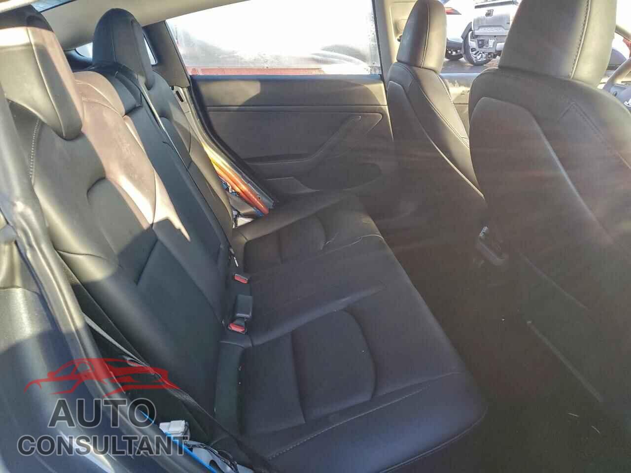 TESLA MODEL 3 2023 - 5YJ3E1EA3PF486238