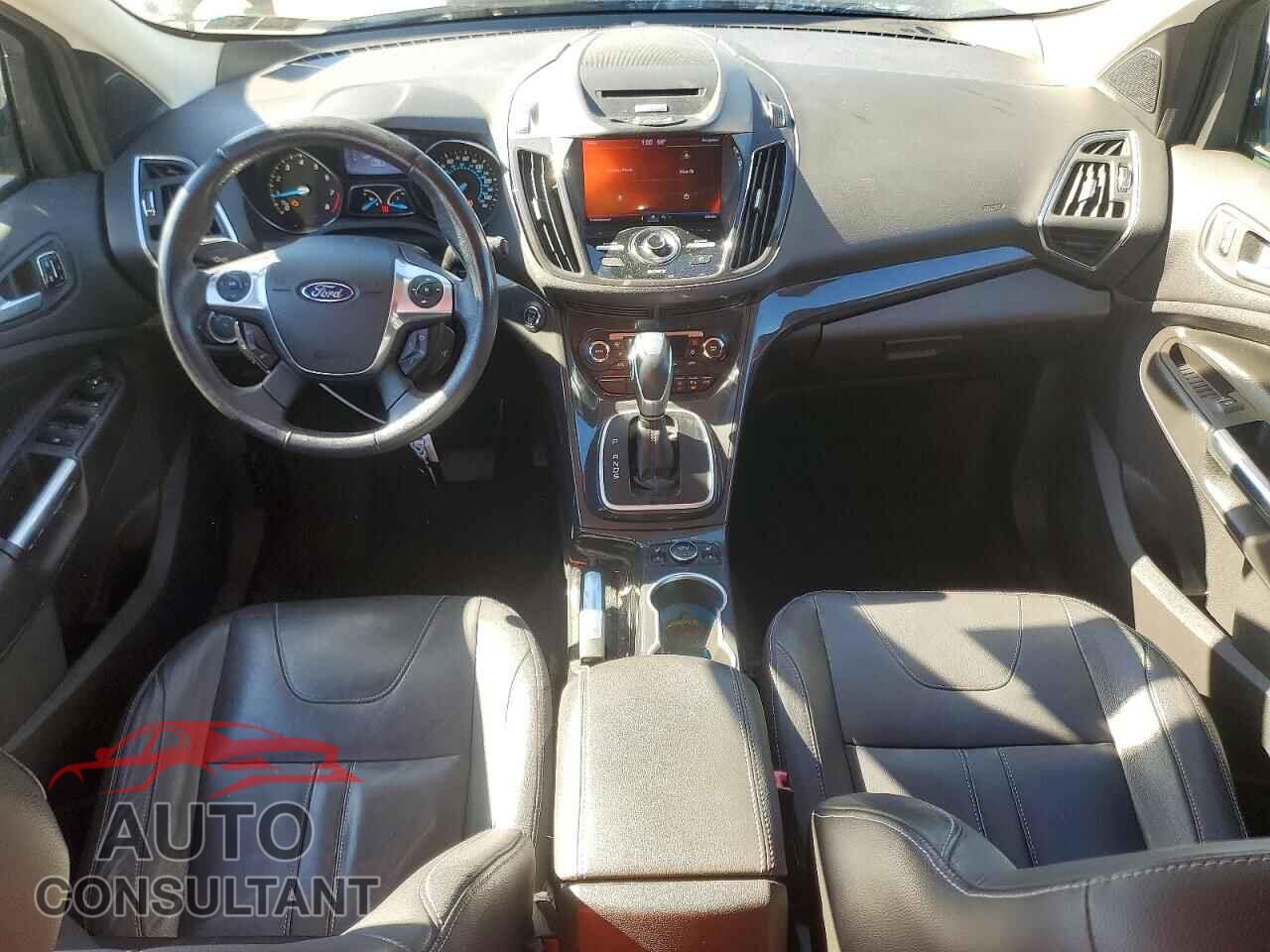 FORD ESCAPE 2013 - 1FMCU9J97DUA76523
