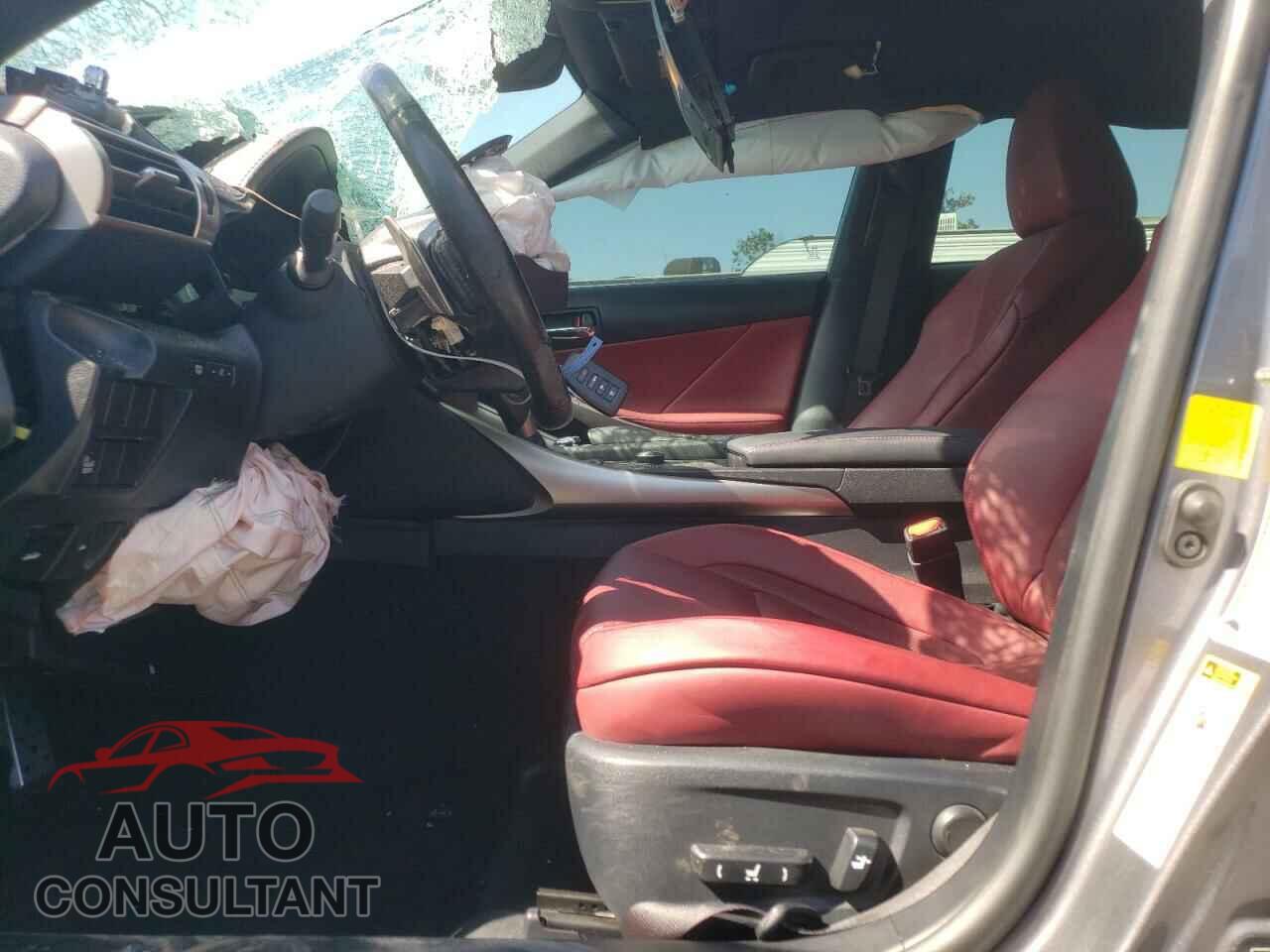 LEXUS IS 2015 - JTHCE1D20F5007511