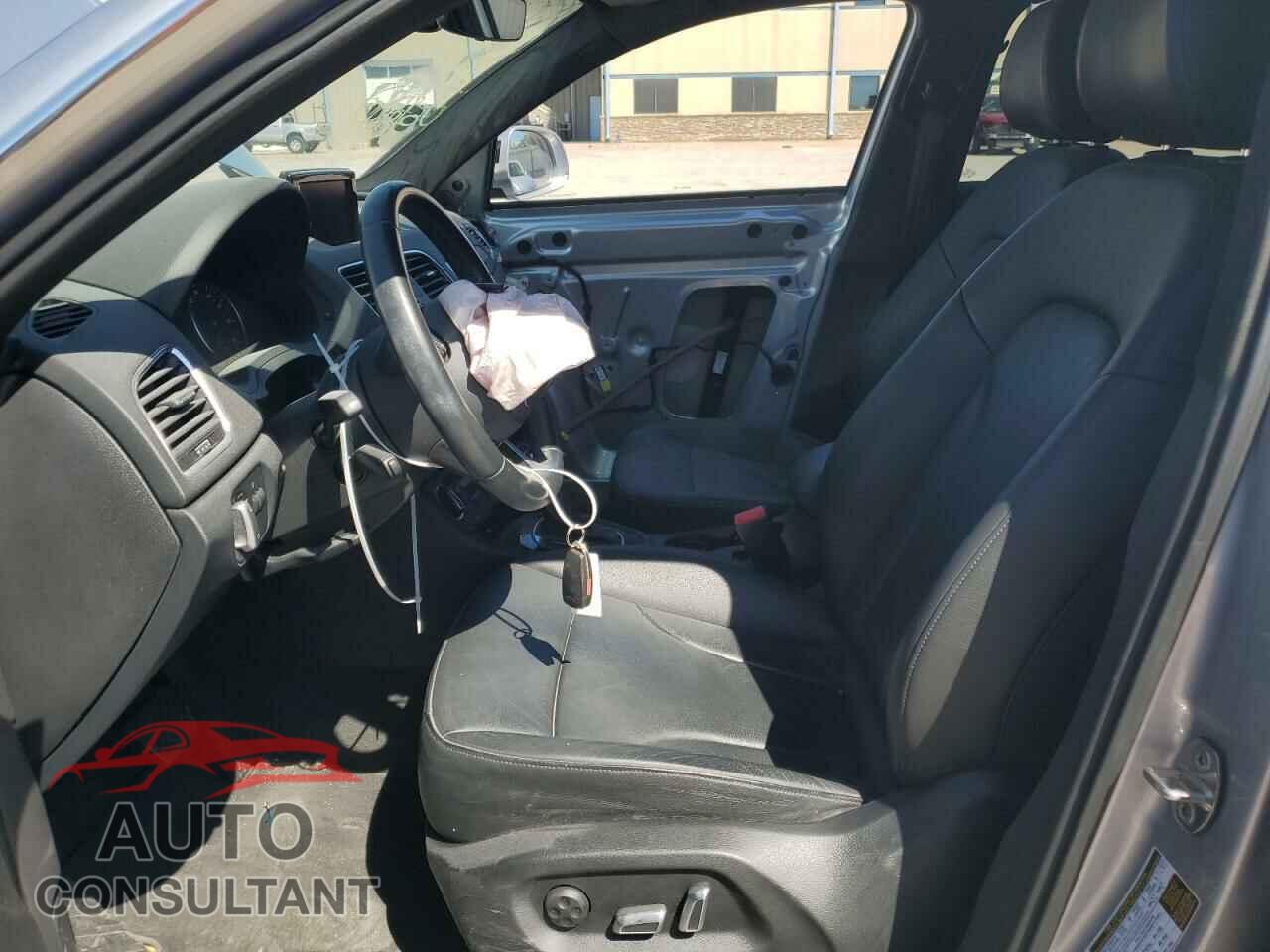 AUDI Q3 2016 - WA1BFCFS1GR012787