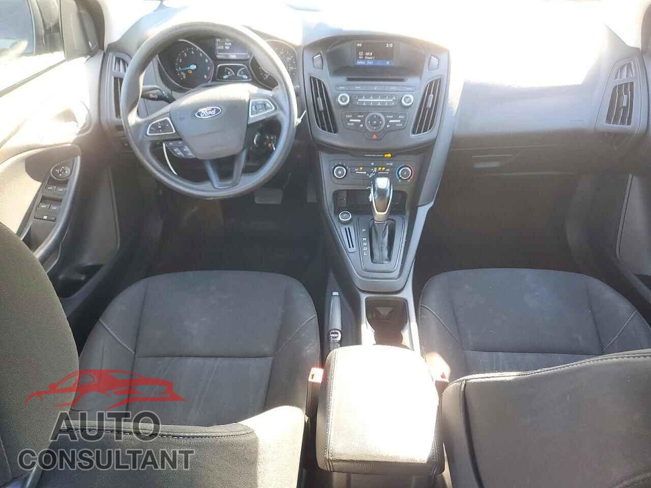 FORD FOCUS 2016 - 1FADP3F29GL368604