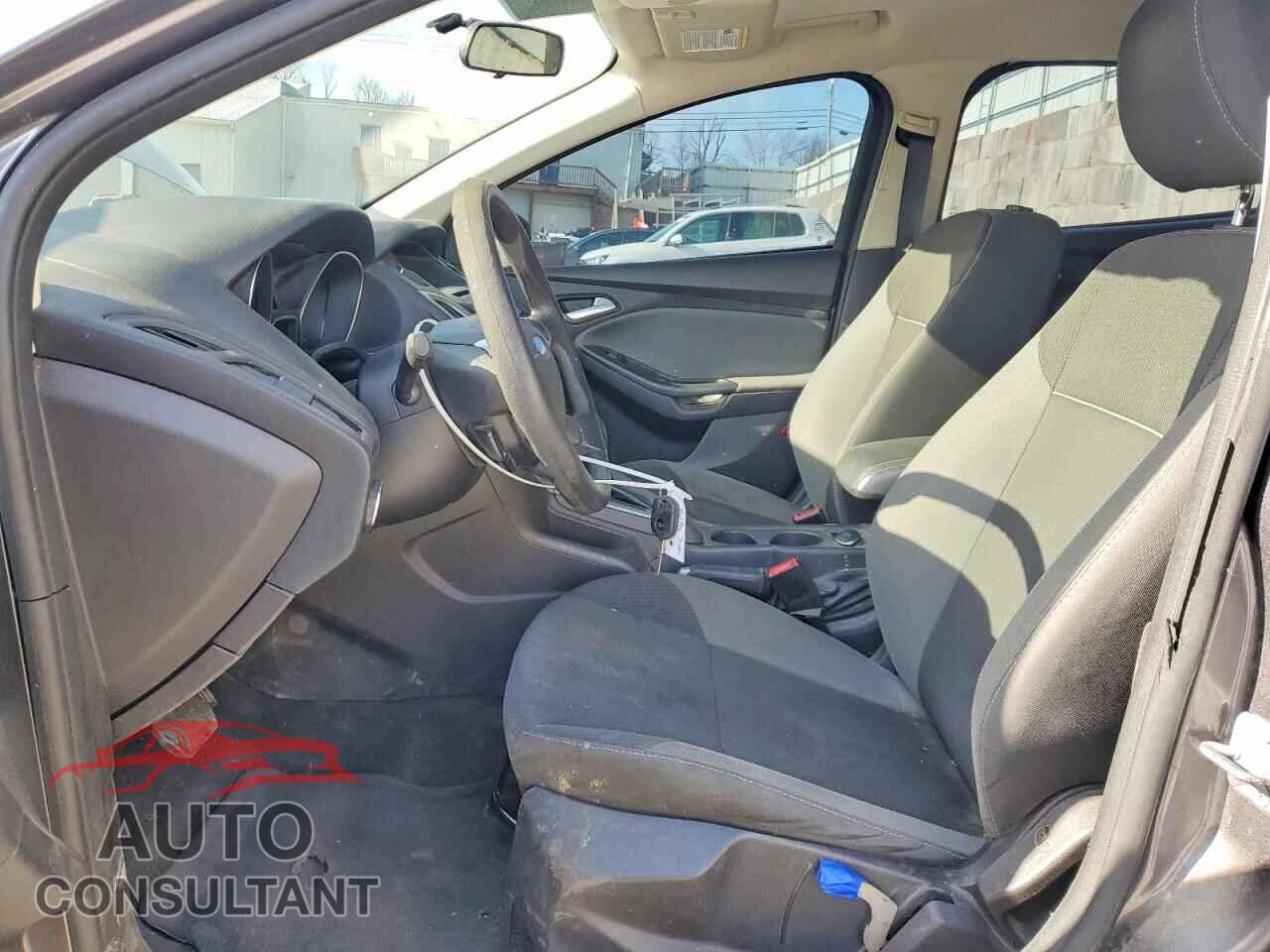 FORD FOCUS 2014 - 1FADP3F29EL116395