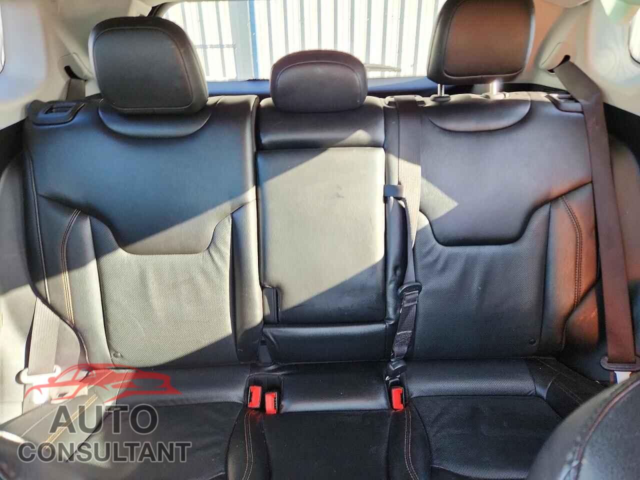 JEEP COMPASS 2021 - 3C4NJDCB2MT527473
