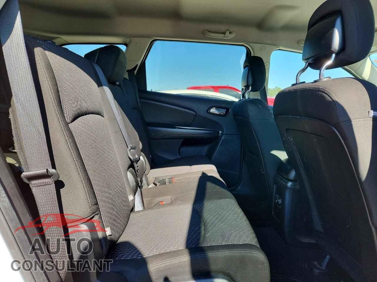 DODGE JOURNEY 2014 - 3C4PDCBB2ET269310
