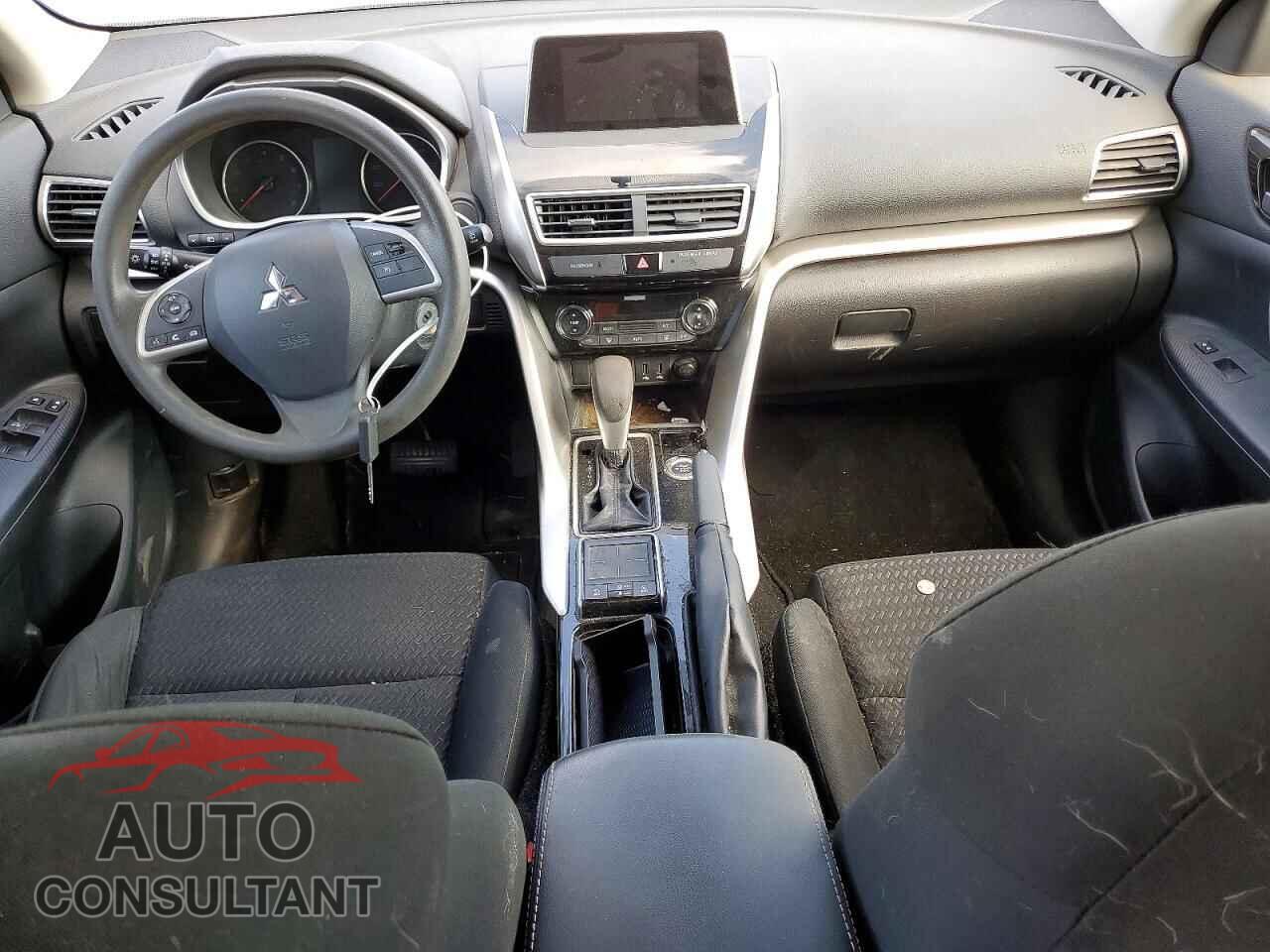MITSUBISHI ECLIPSE 2018 - JA4AT4AA1JZ046082