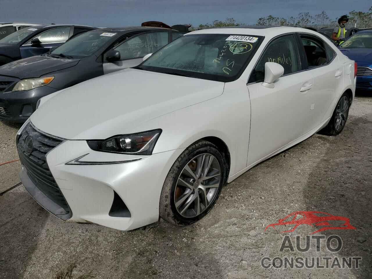 LEXUS IS 2020 - JTHAA1D22L5102330