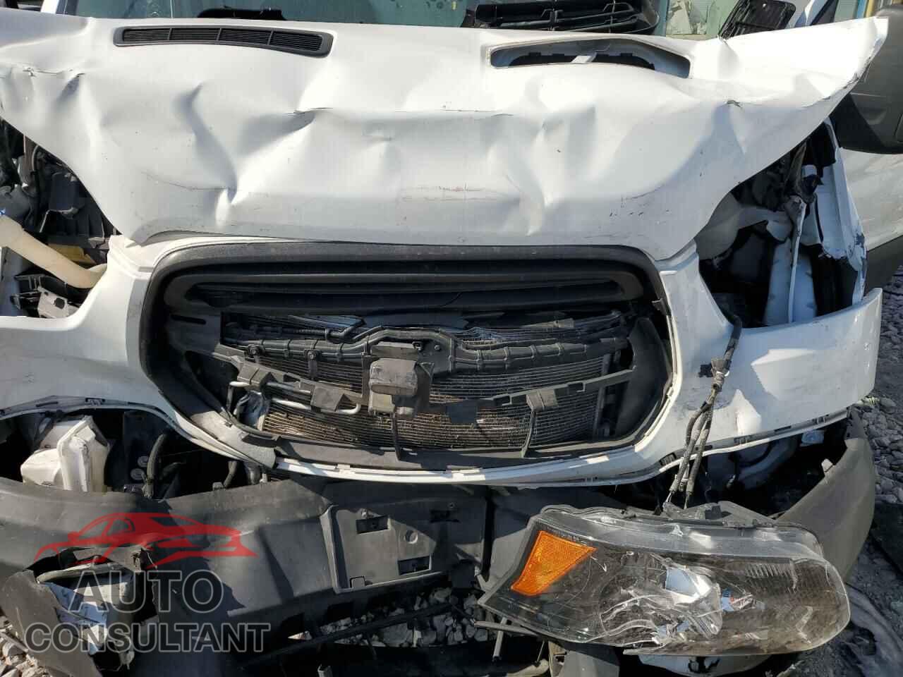 FORD TRANSIT 2019 - 1FTYR2CM1KKB75979