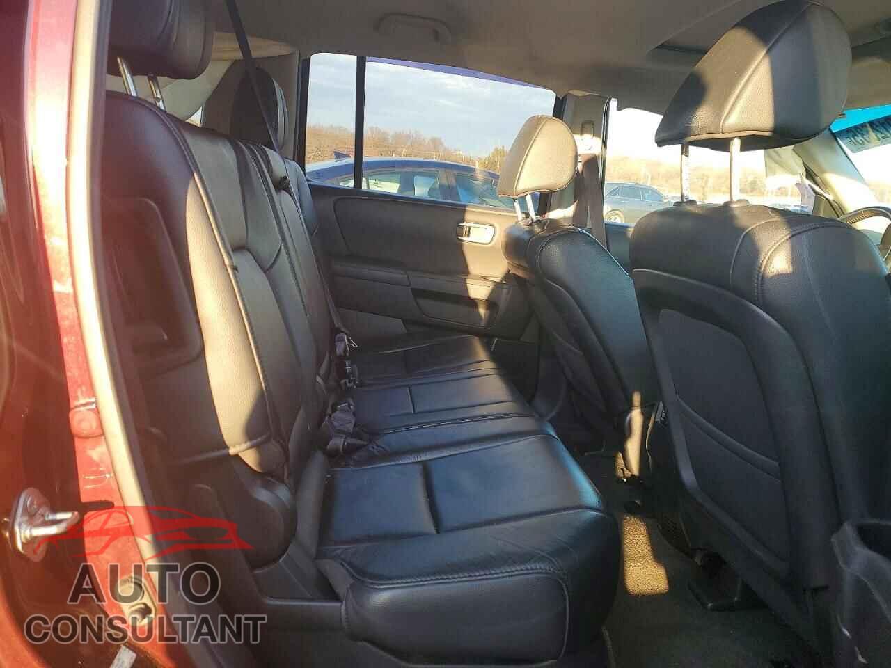 HONDA PILOT 2013 - 5FNYF4H52DB042976