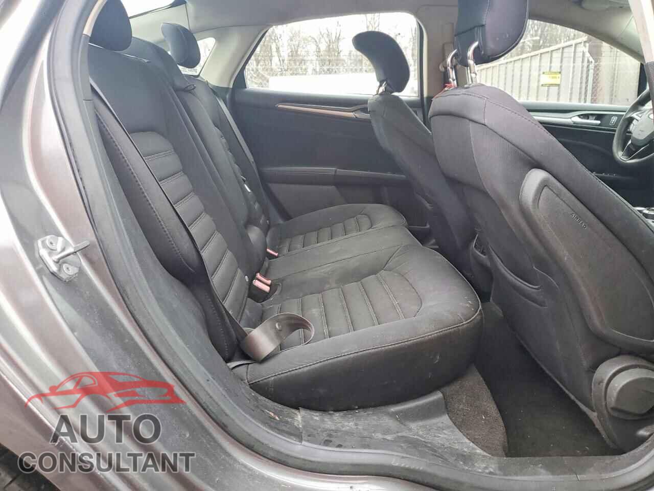 FORD FUSION 2014 - 1FA6P0HD4E5377380