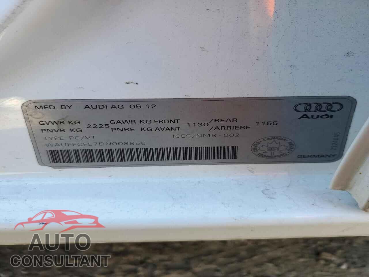 AUDI A4 2013 - WAUFFCFL7DN008856