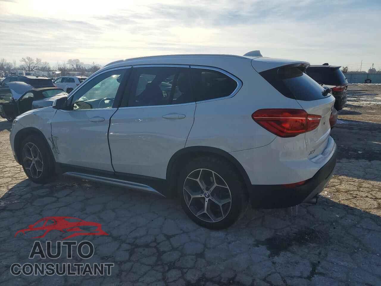 BMW X1 2018 - WBXHT3C39J5L31376