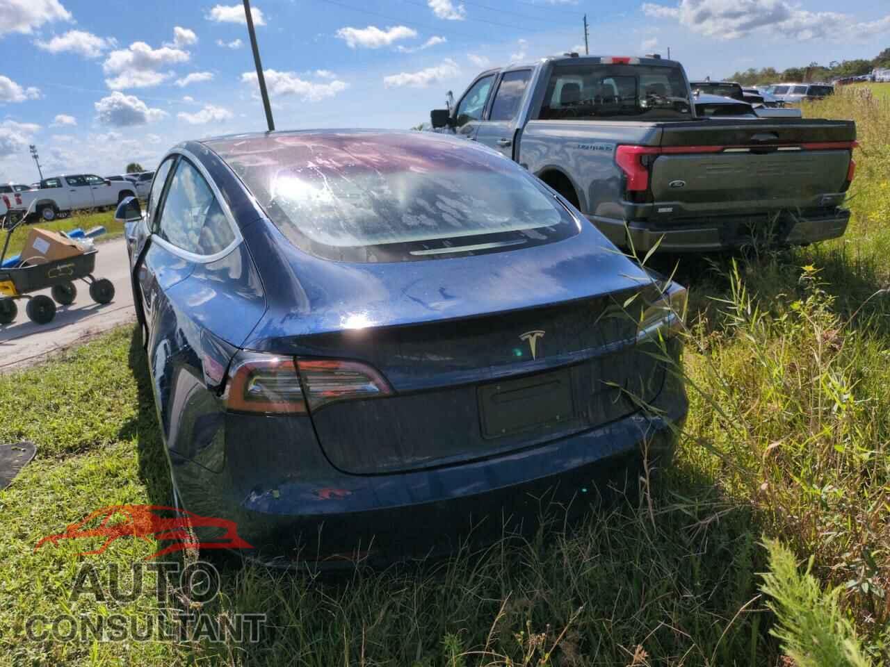 TESLA MODEL 3 2018 - 5YJ3E1EA3JF012331