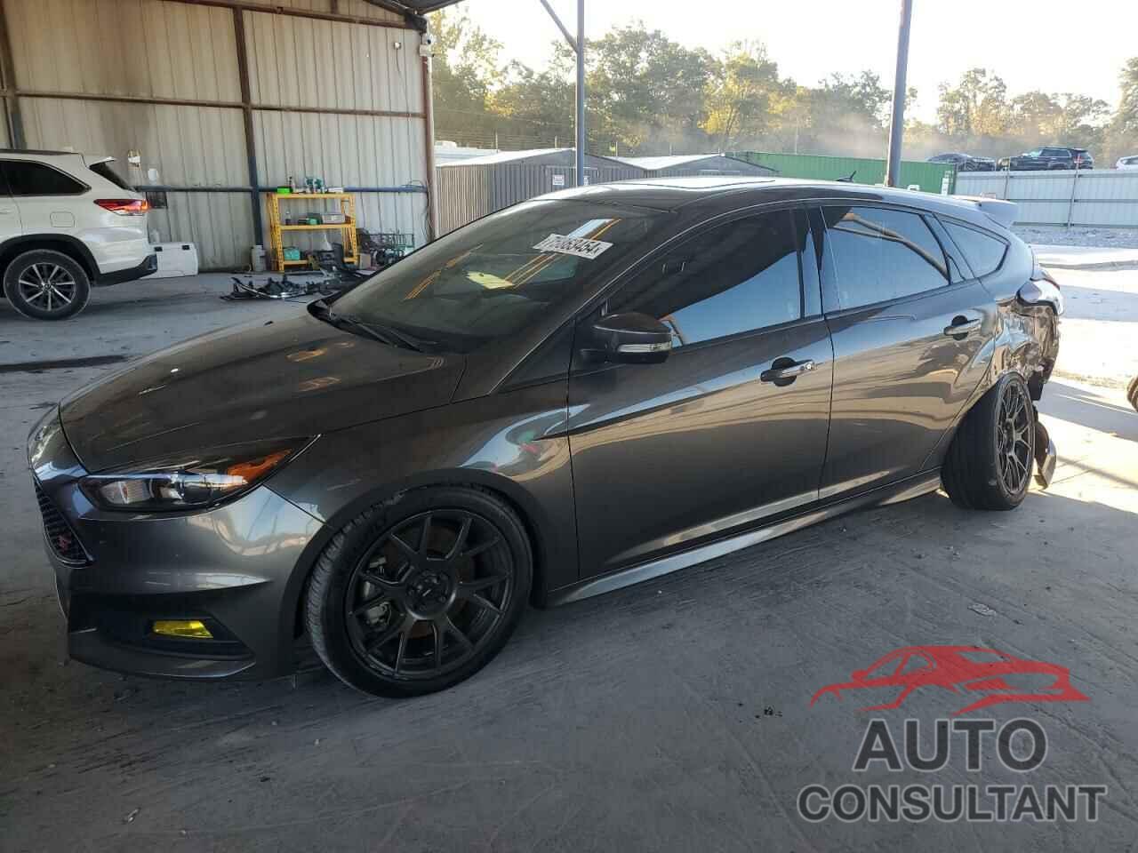 FORD FOCUS 2018 - 1FADP3L91JL318806