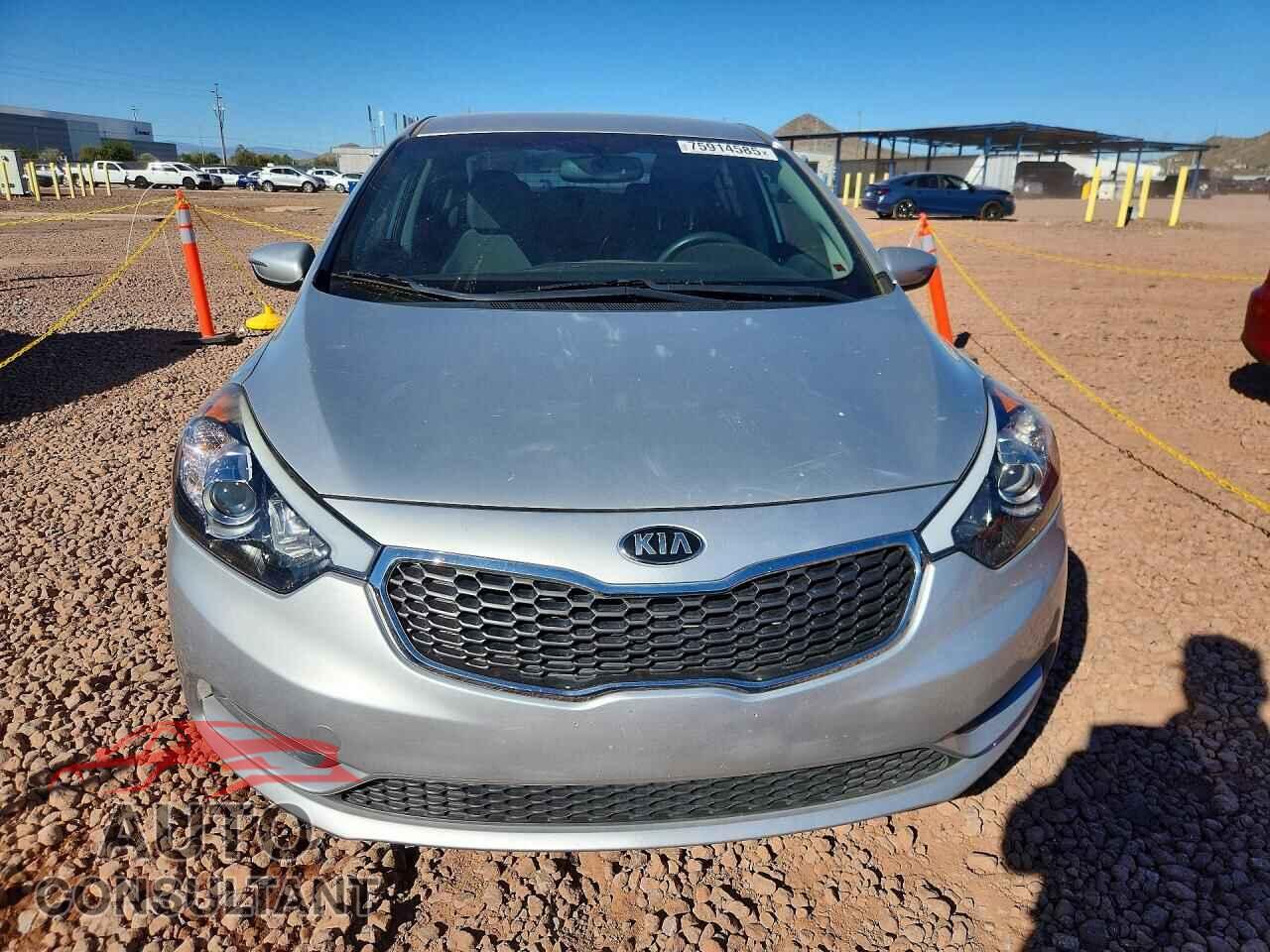 KIA FORTE 2015 - KNAFX4A65F5285593