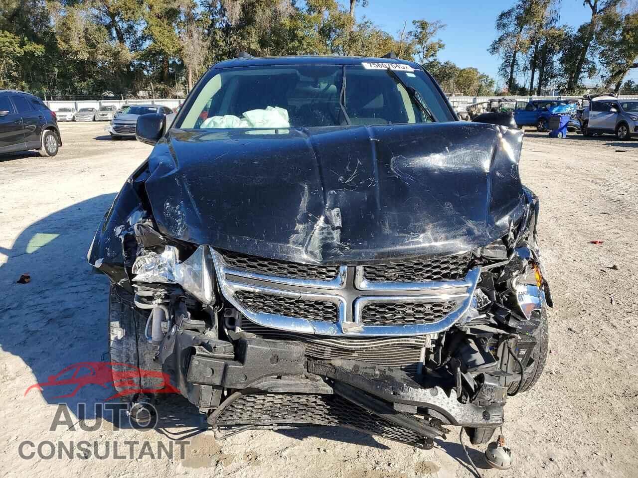 DODGE JOURNEY 2017 - 3C4PDCBB4HT612039