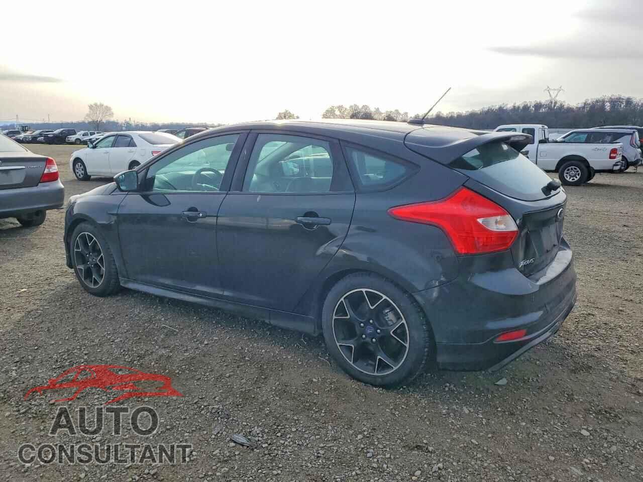 FORD FOCUS 2014 - 1FADP3K27EL375294
