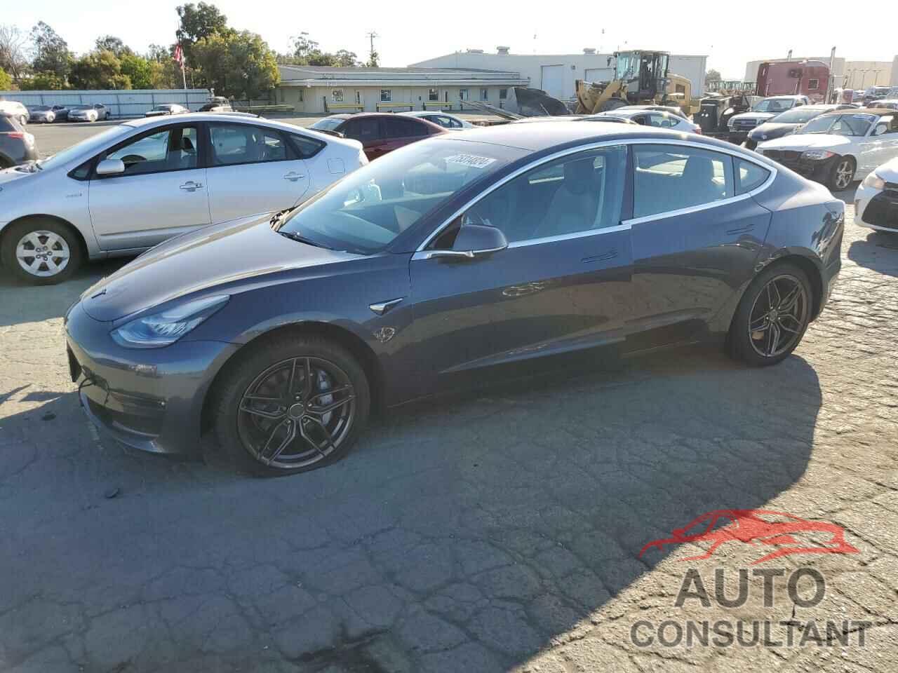 TESLA MODEL 3 2018 - 5YJ3E1EB5JF128767