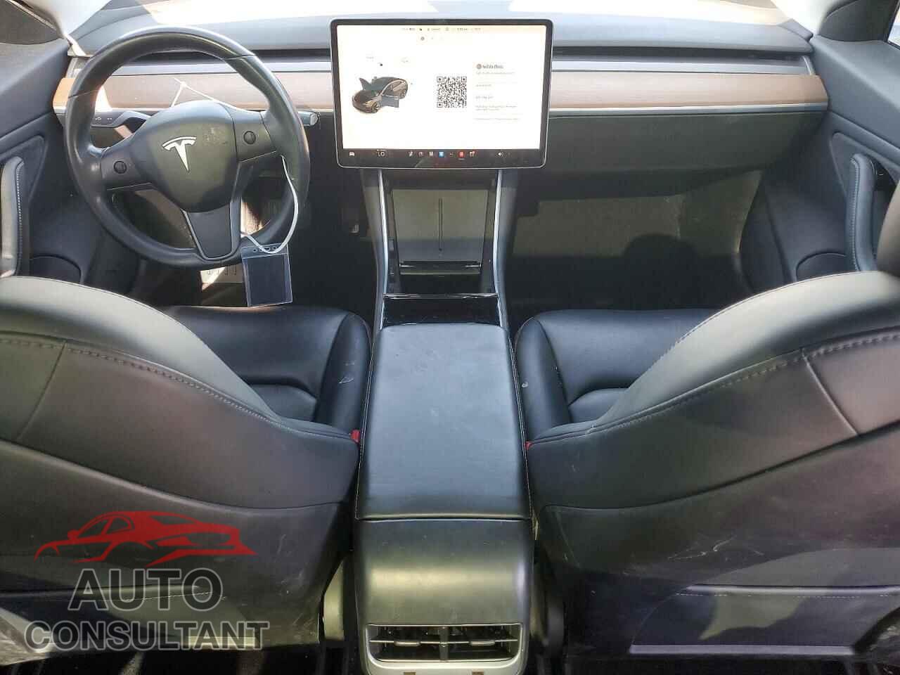 TESLA MODEL 3 2019 - 5YJ3E1EA9KF305314