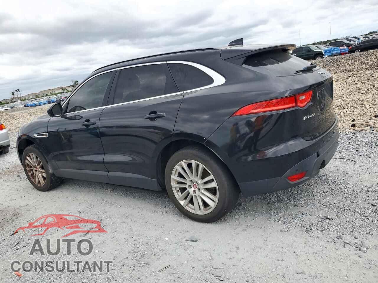 JAGUAR F-PACE 2018 - SADCK2FX0JA280400