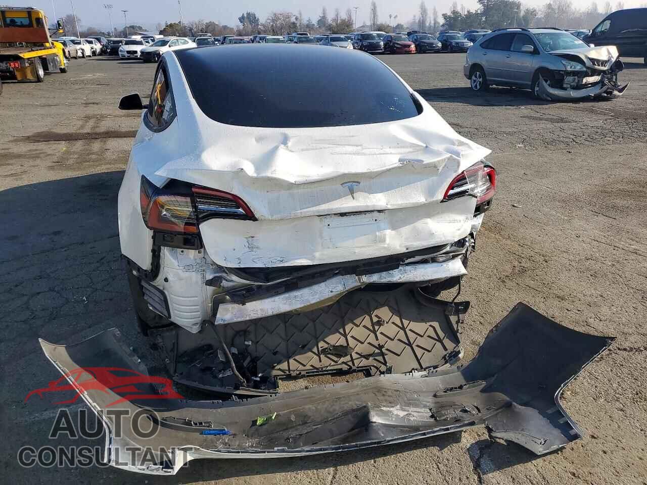 TESLA MODEL 3 2023 - 5YJ3E1EA0PF575944