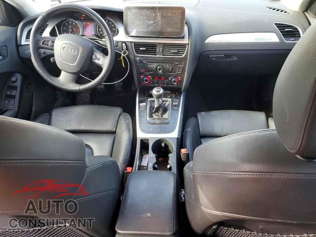 AUDI A4 2012 - WAUHFAFL8CA092365
