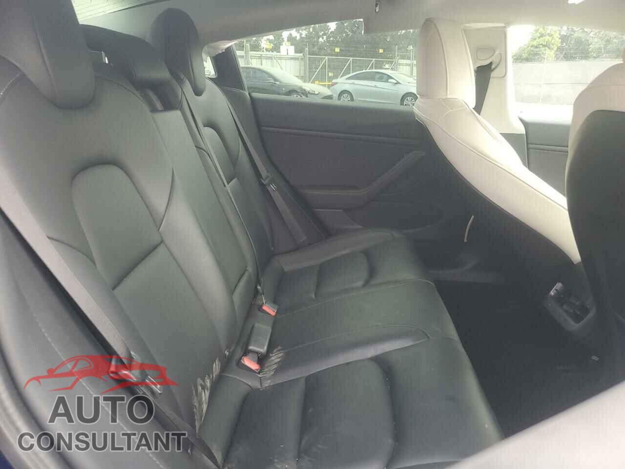 TESLA MODEL 3 2020 - 5YJ3E1EBXLF636185