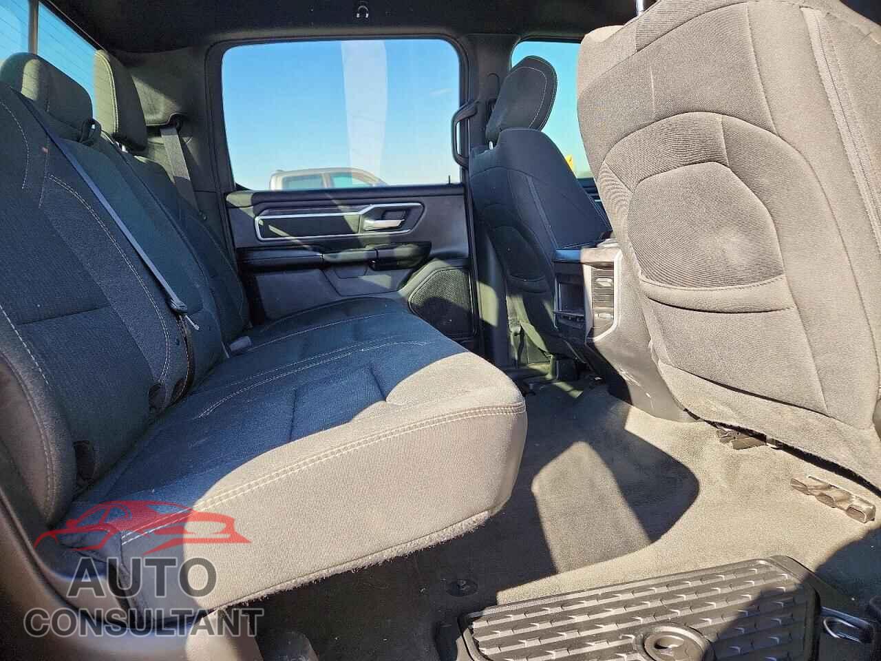 RAM 1500 2020 - 1C6SRFFT2LN399236