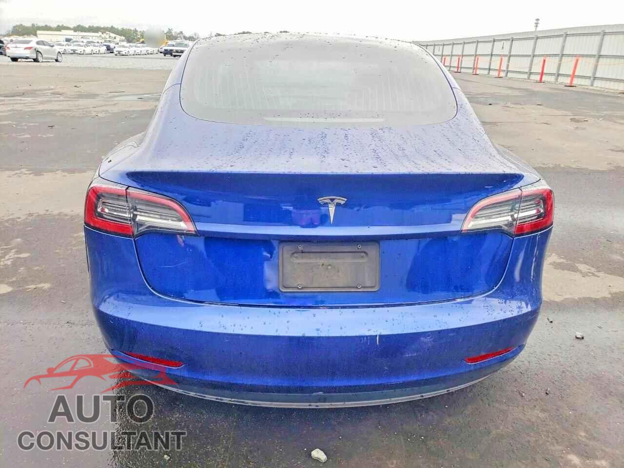 TESLA MODEL 3 2019 - 5YJ3E1EA5KF466405