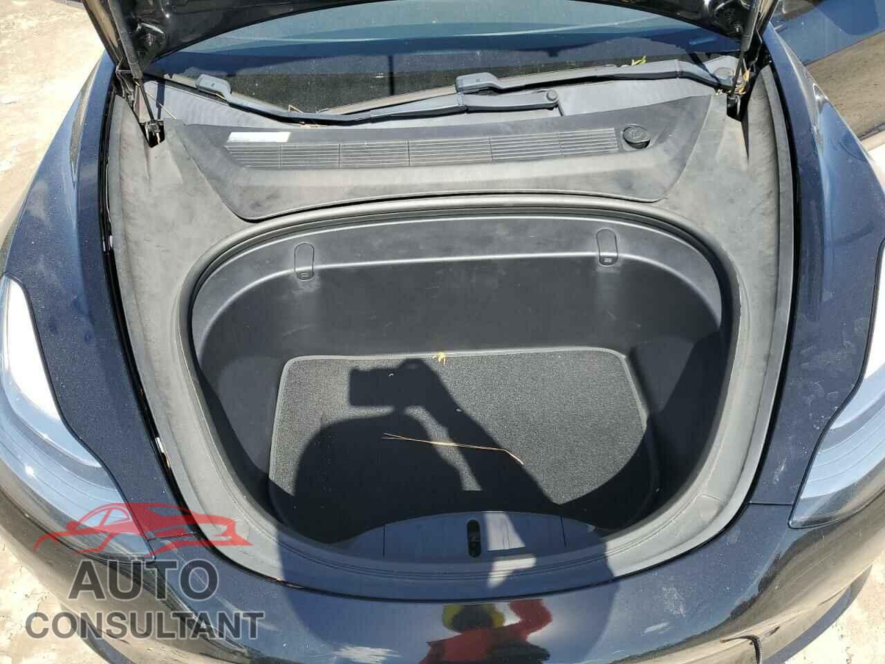 TESLA MODEL 3 2018 - 5YJ3E1EA5JF050479