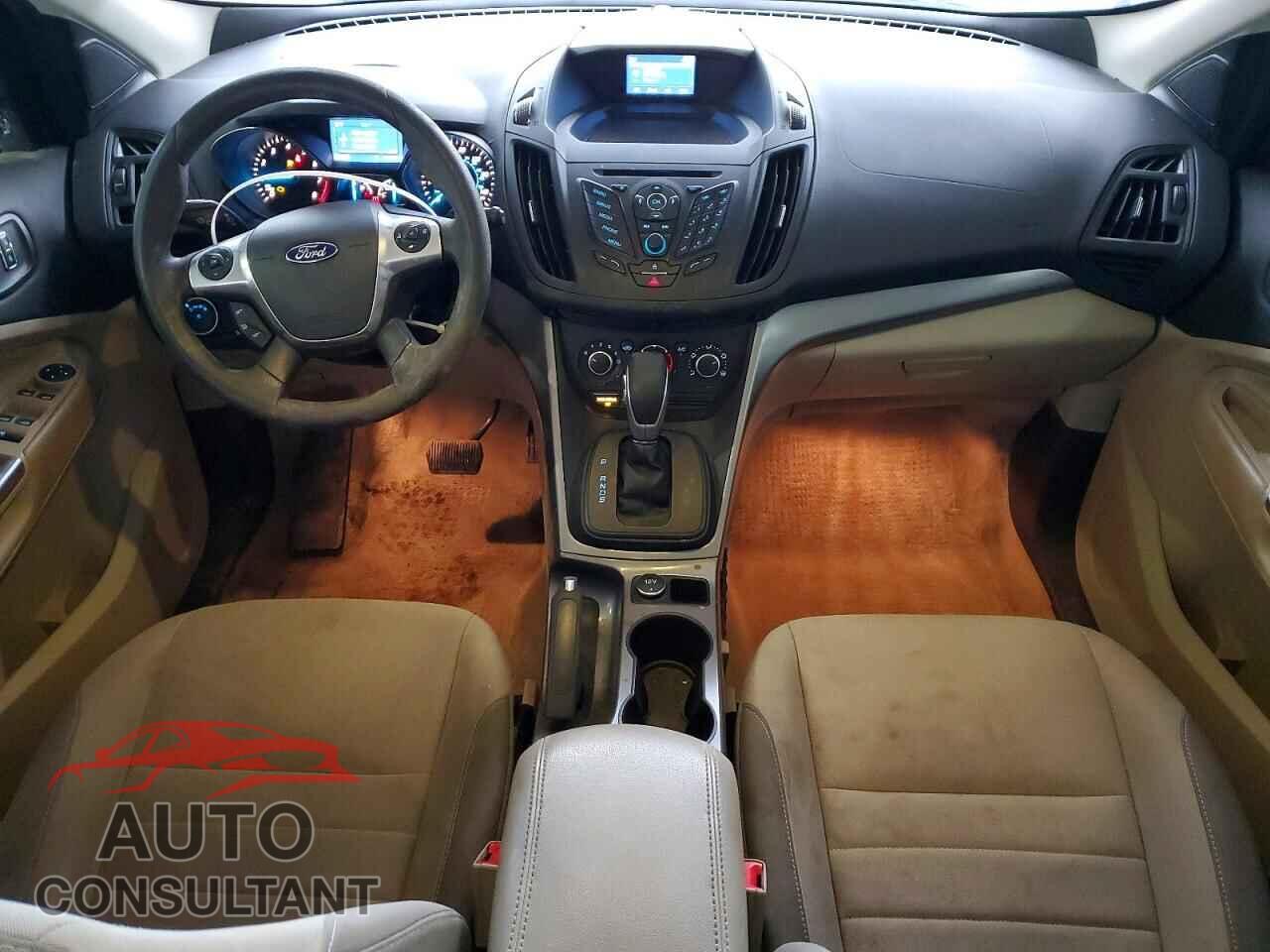 FORD ESCAPE 2015 - 1FMCU0GX5FUB97278