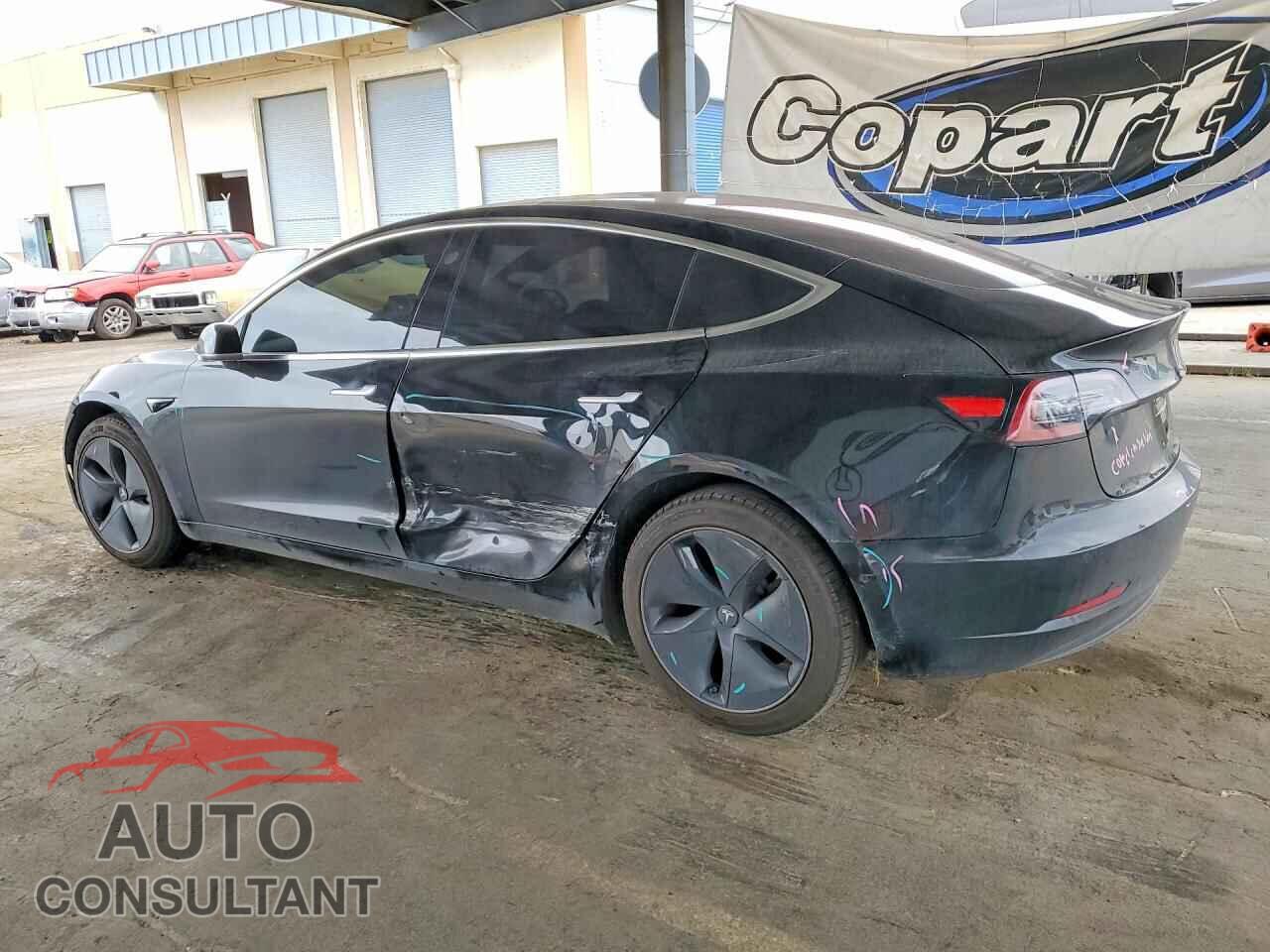 TESLA MODEL 3 2018 - 5YJ3E1EB7JF144355