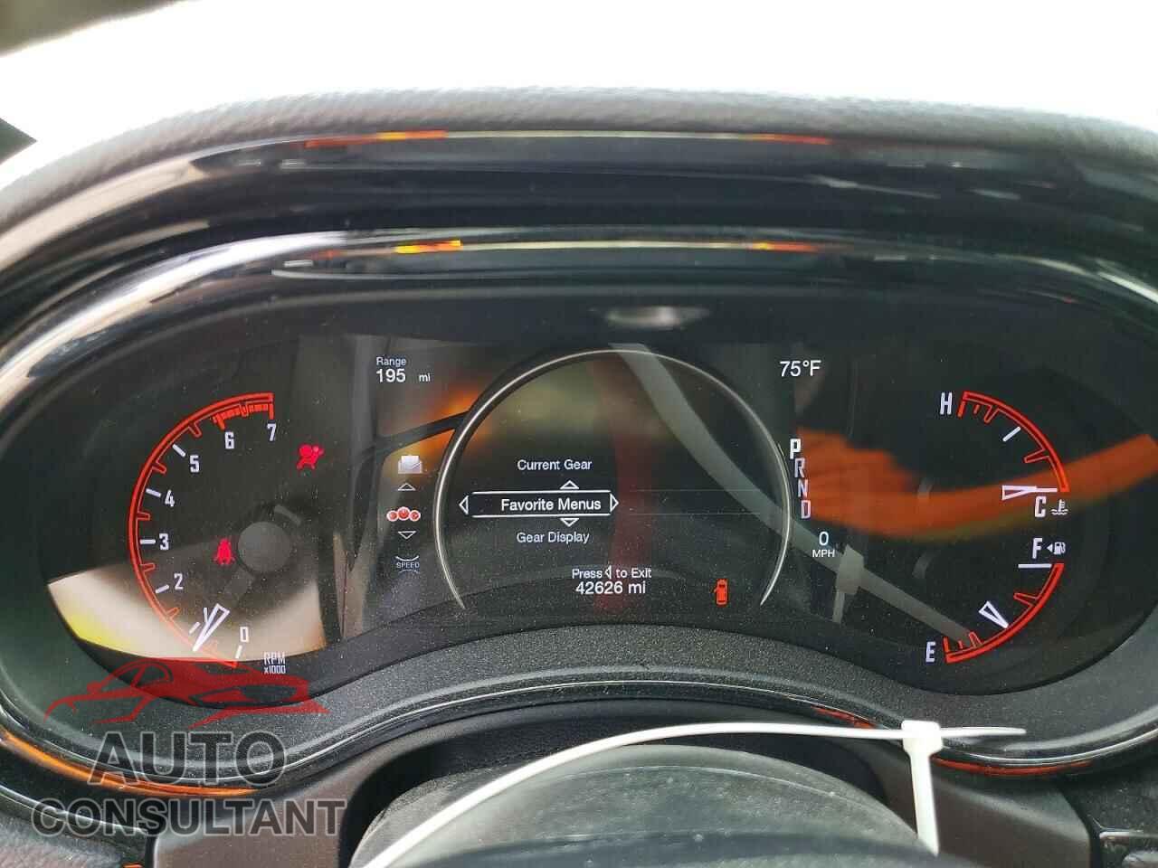 DODGE DURANGO 2023 - 1C4SDHCT5PC687020
