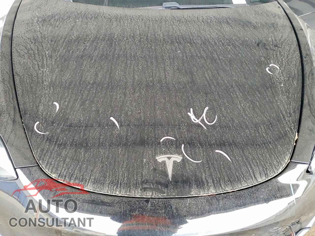 TESLA MODEL 3 2018 - 5YJ3E1EB7JF144355