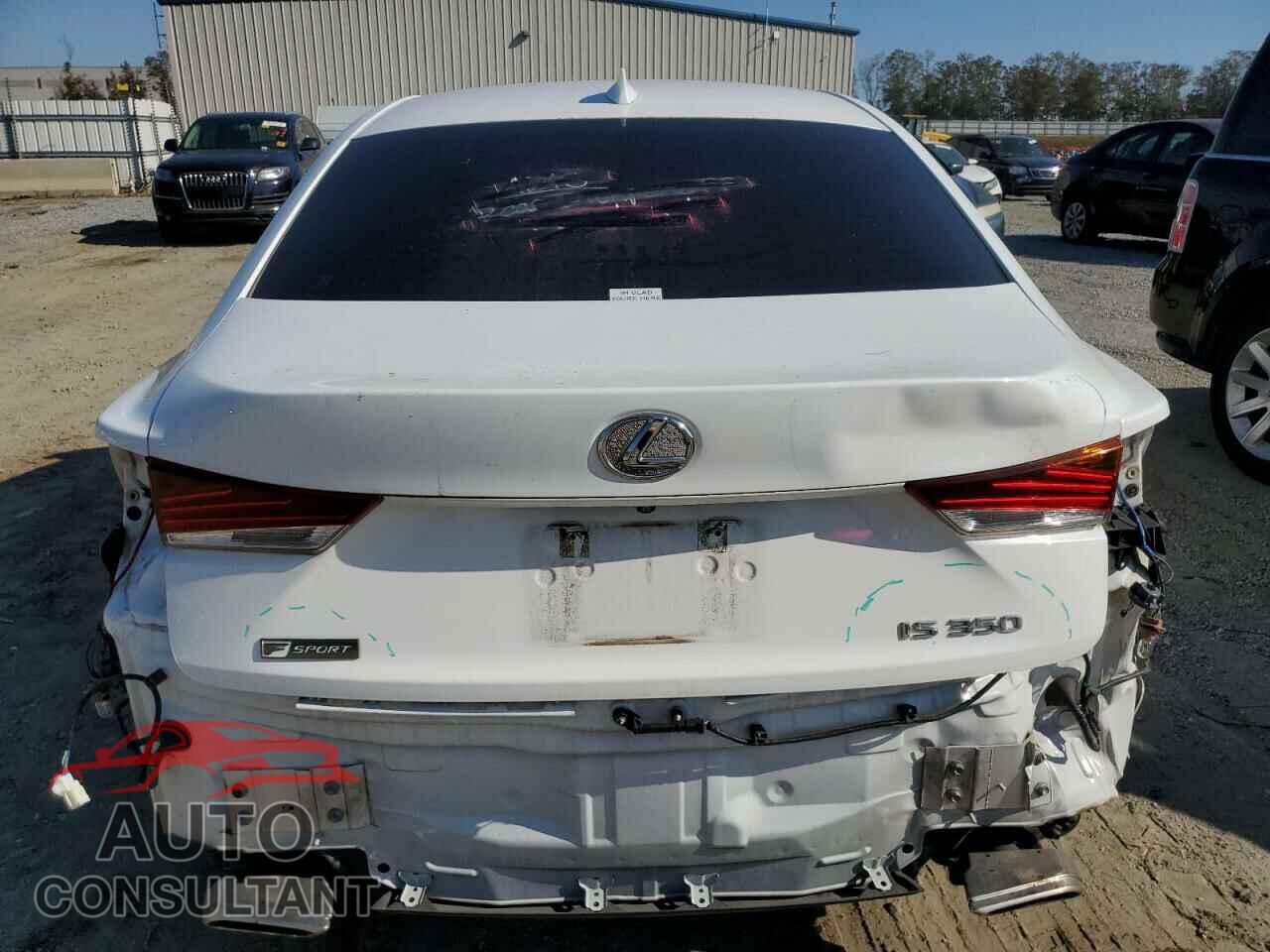 LEXUS IS 2017 - JTHBE1D24H5028568