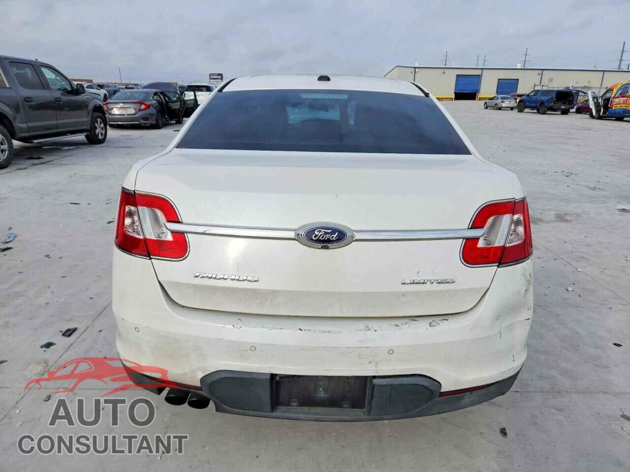 FORD TAURUS 2010 - 1FAHP2FW5AG134538