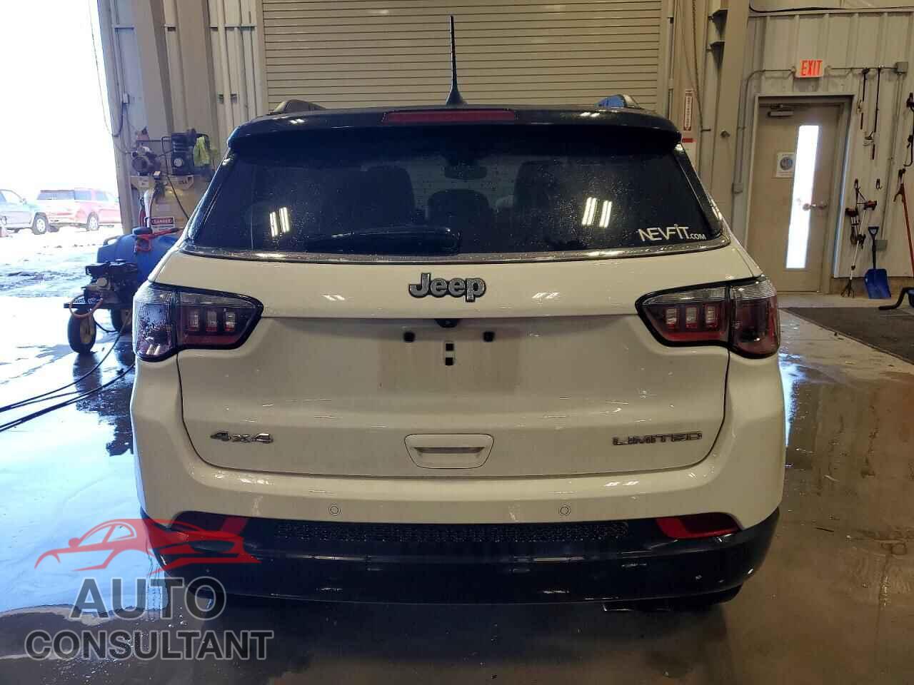 JEEP COMPASS 2022 - 3C4NJDCB2NT159846