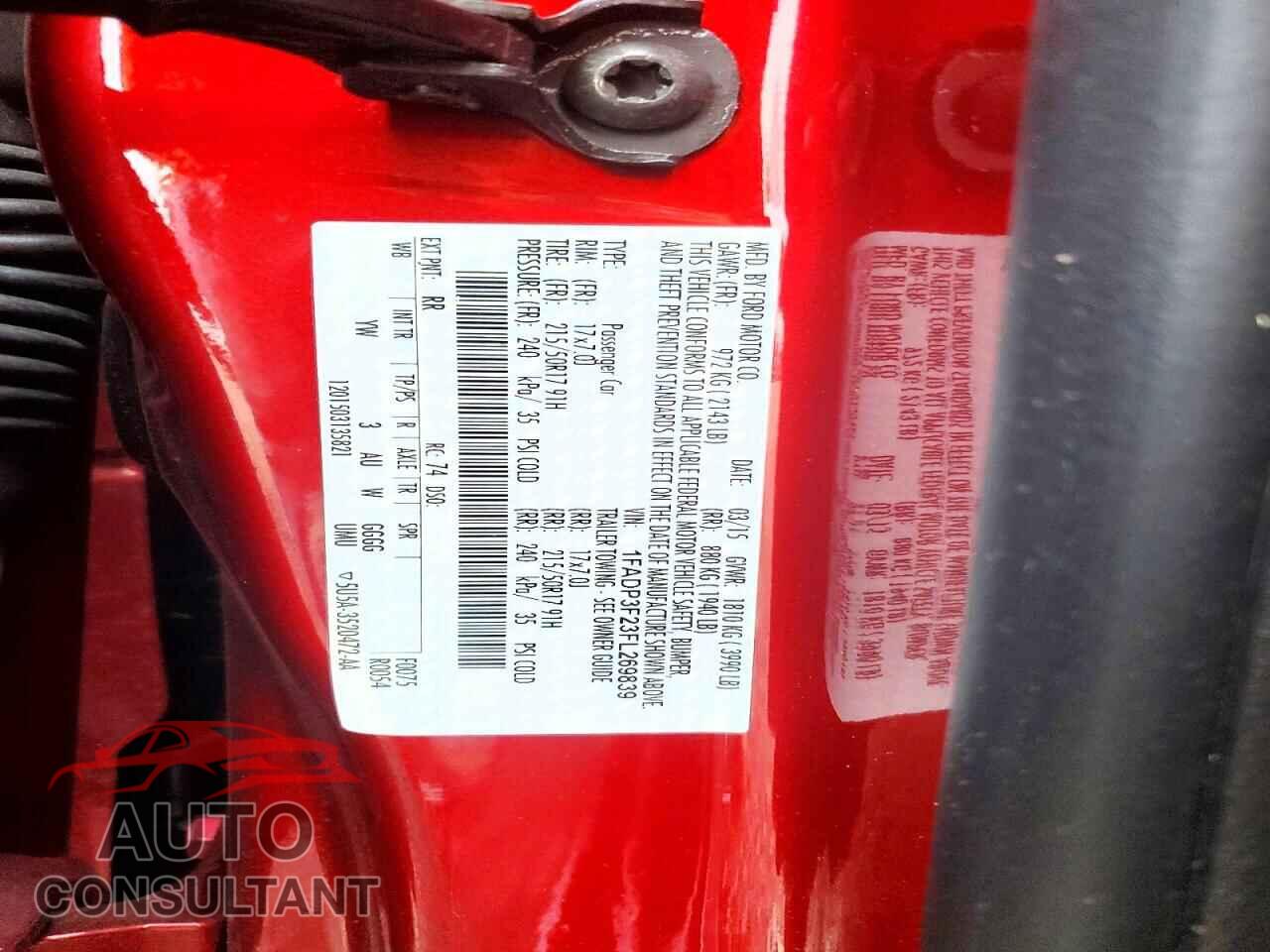 FORD FOCUS 2015 - 1FADP3F23FL269839