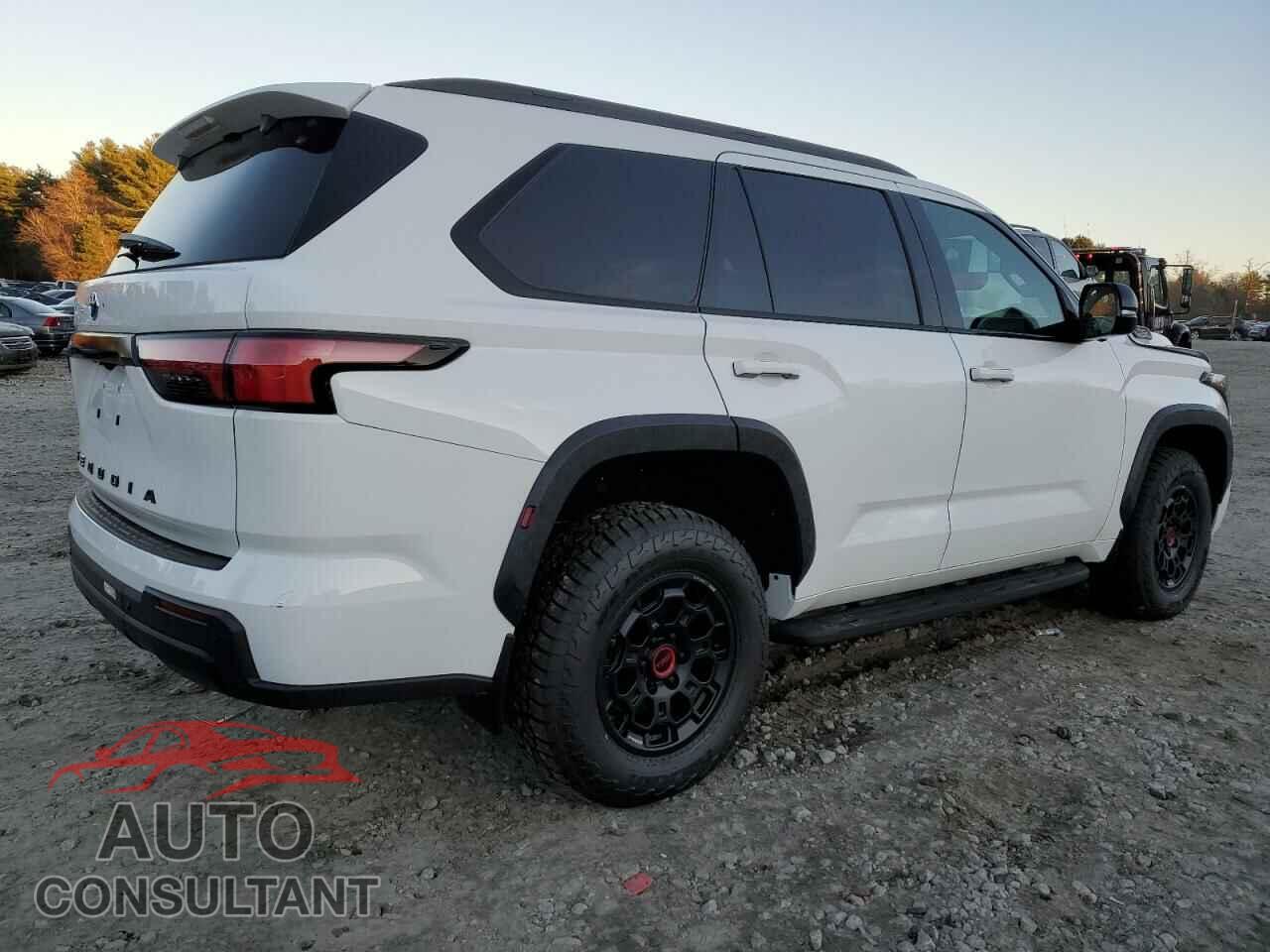 TOYOTA SEQUOIA 2023 - 7SVAAABA5PX020104