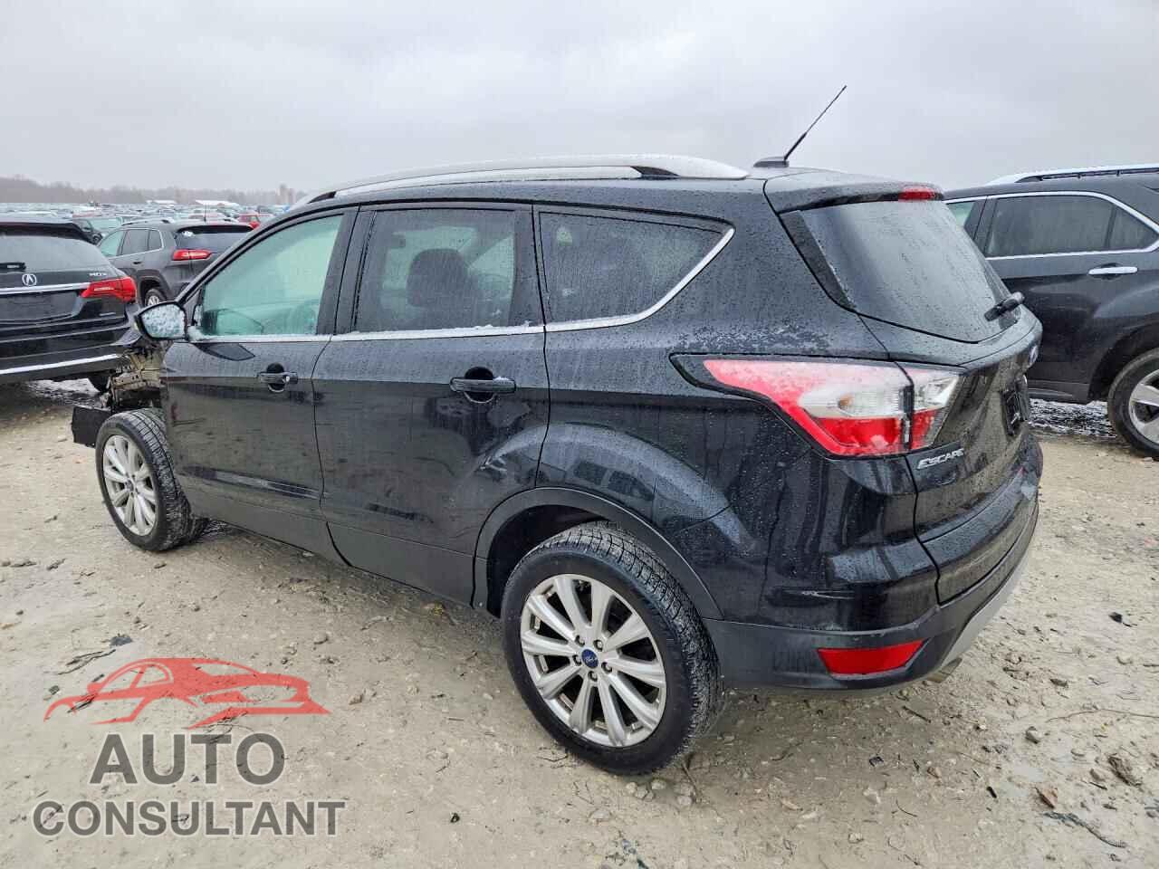 FORD ESCAPE 2017 - 1FMCU0JD3HUD47857