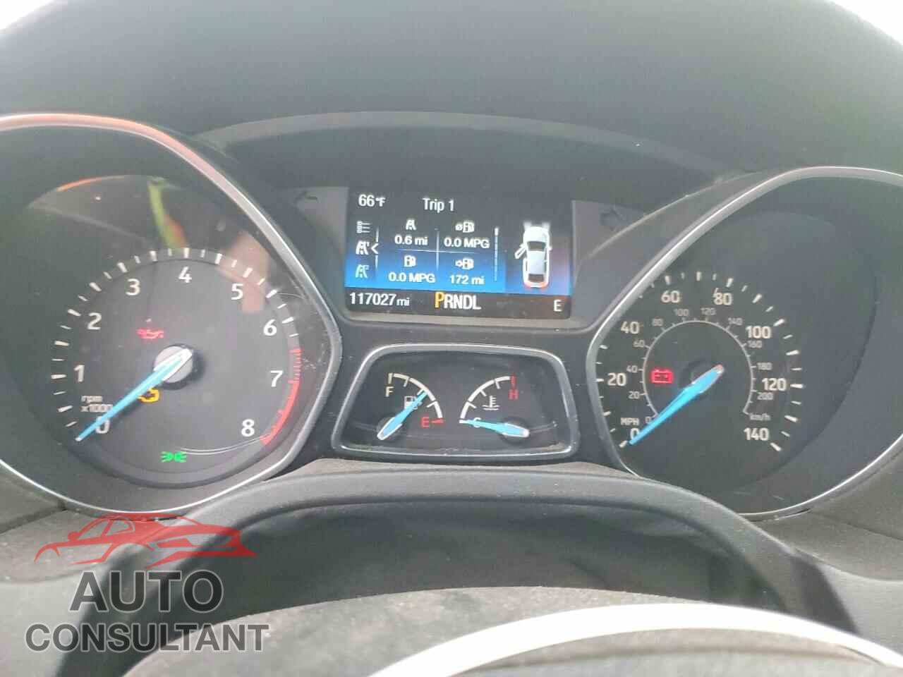 FORD FOCUS 2017 - 1FADP3K27HL308635