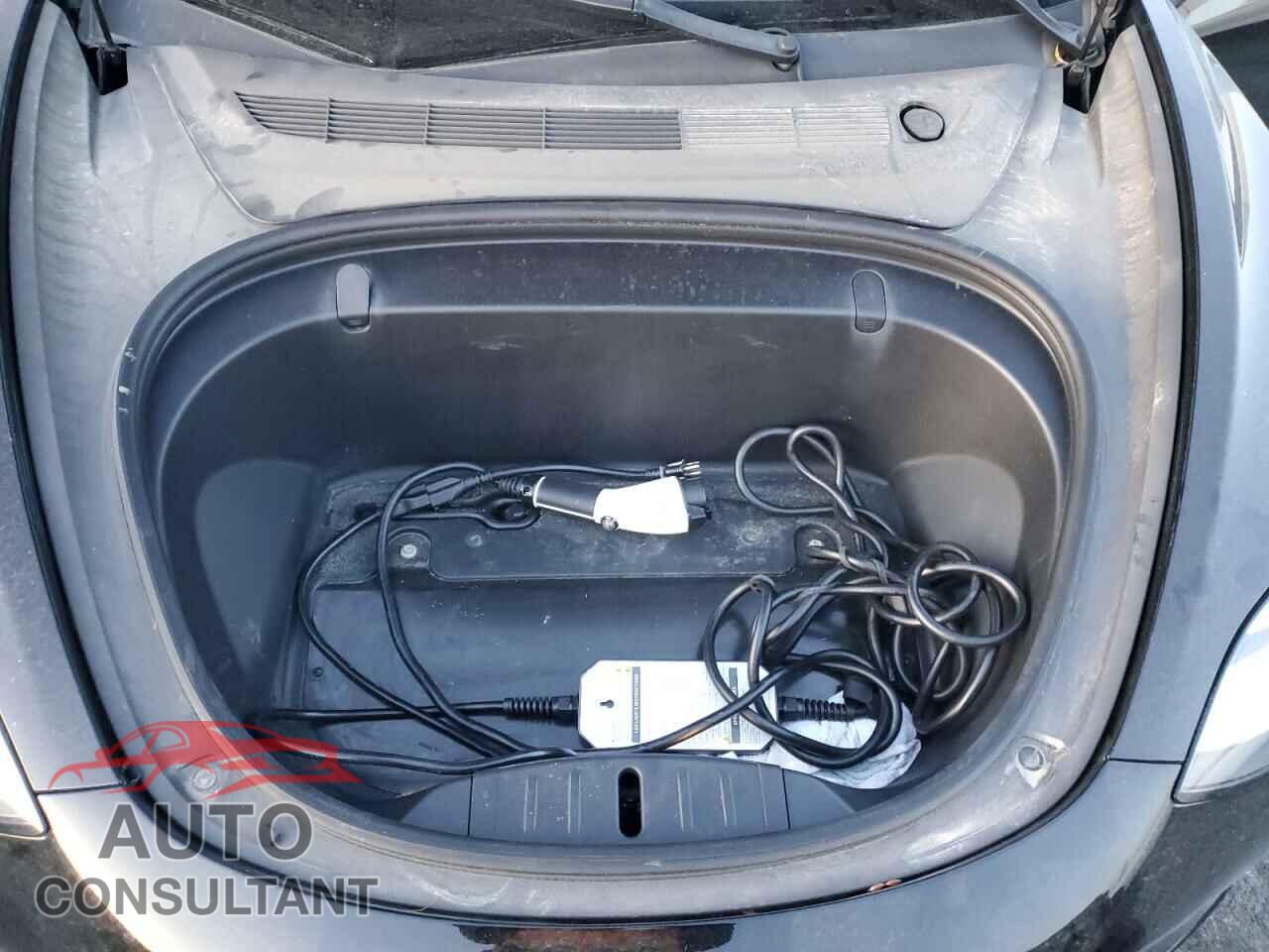 TESLA MODEL 3 2018 - 5YJ3E1EA8JF173080