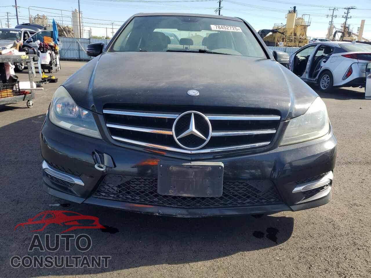MERCEDES-BENZ C-CLASS 2014 - WDDGF4HB7EA945271