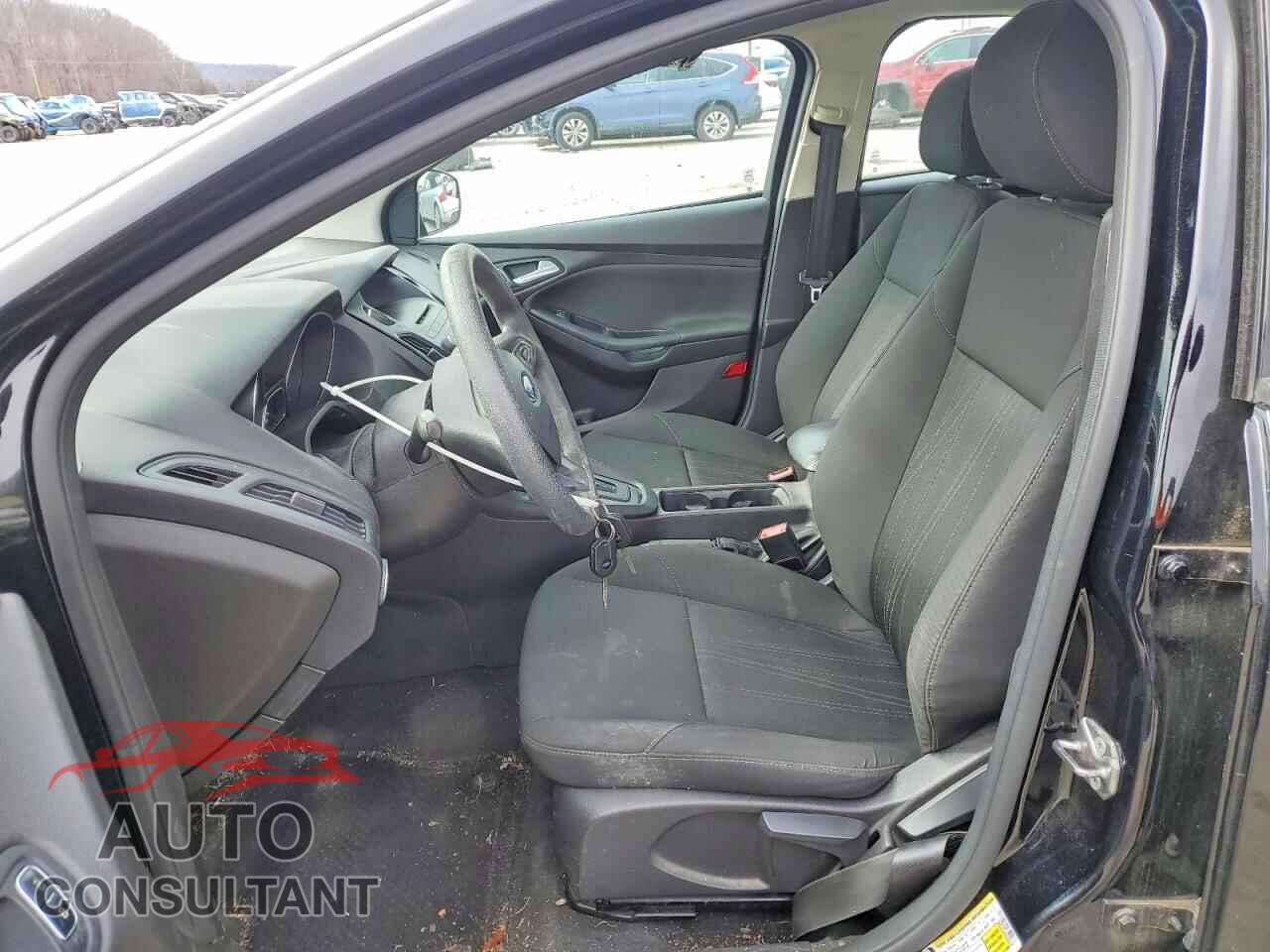 FORD FOCUS 2016 - 1FADP3F23GL252136
