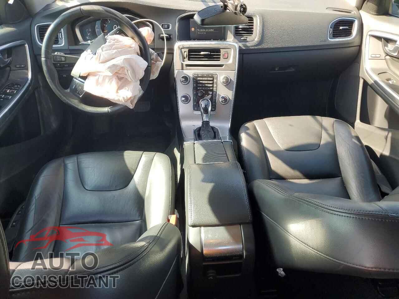 VOLVO S60 2017 - LYV402TK8HB138457