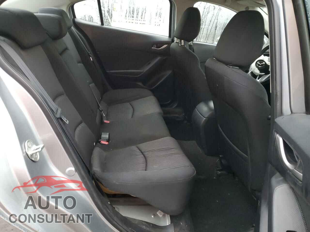 MAZDA 3 2016 - JM1BM1U7XG1304967