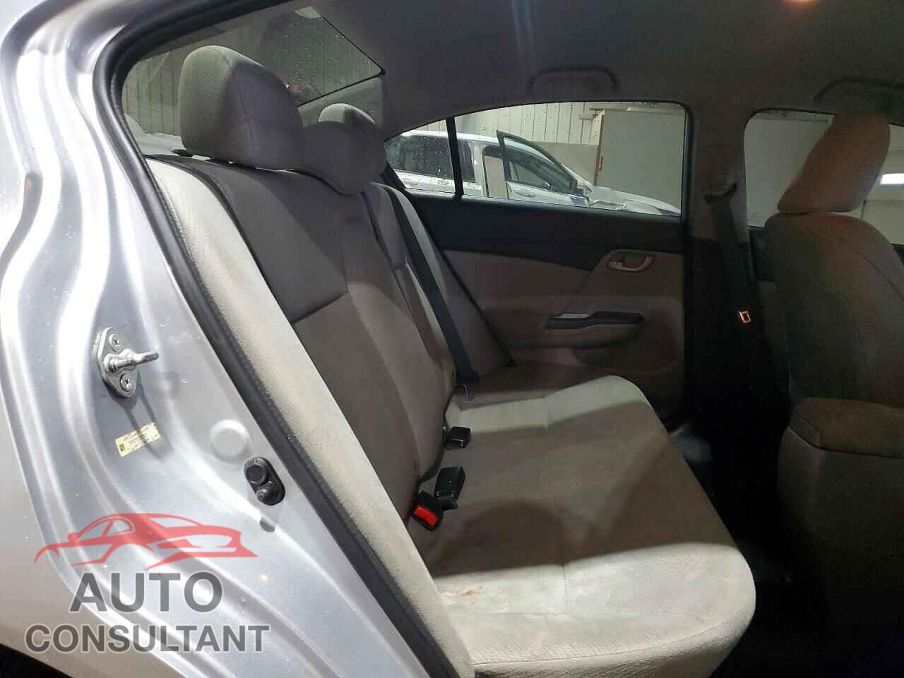 HONDA CIVIC 2013 - 2HGFB2F50DH537635