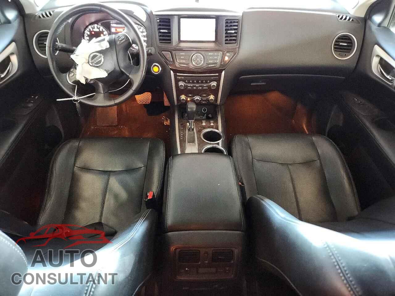 NISSAN PATHFINDER 2013 - 5N1AR2MN2DC646622
