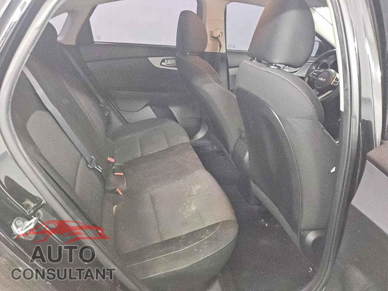 KIA FORTE 2022 - 3KPF24AD1NE417123