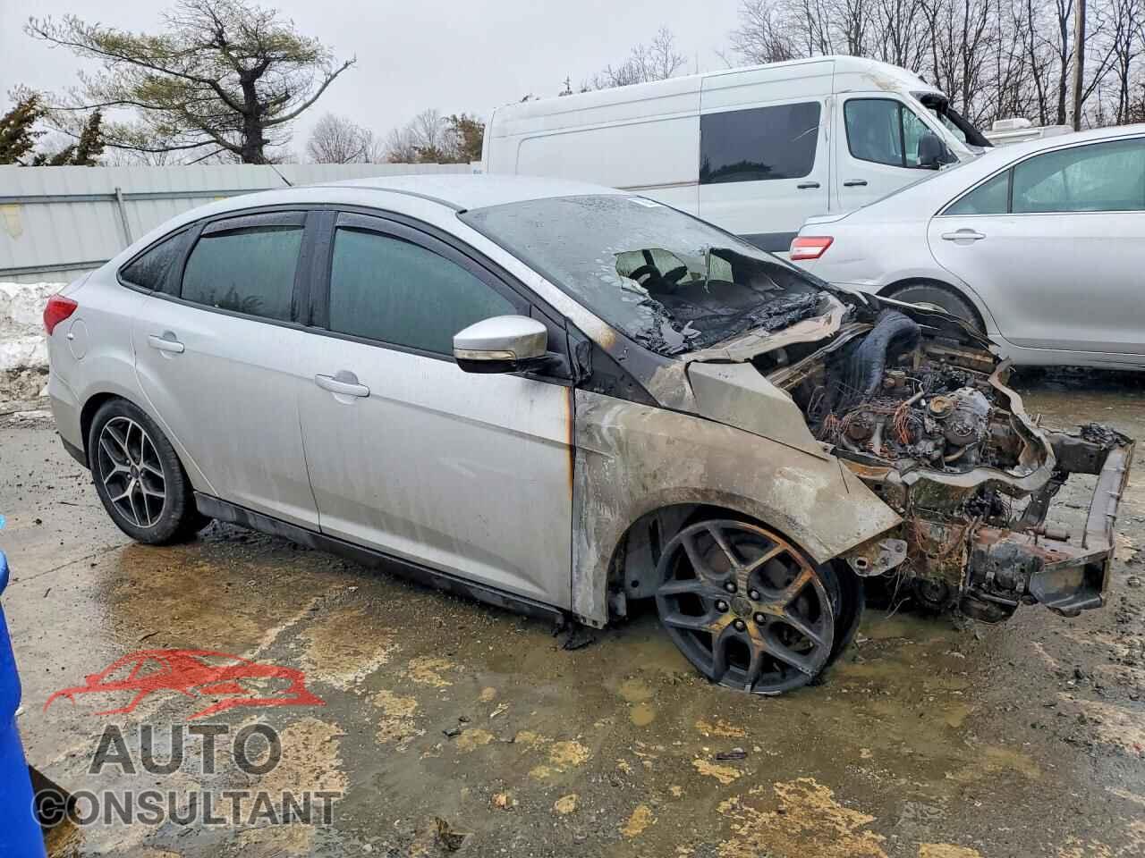 FORD FOCUS 2018 - 1FADP3FE2JL306740