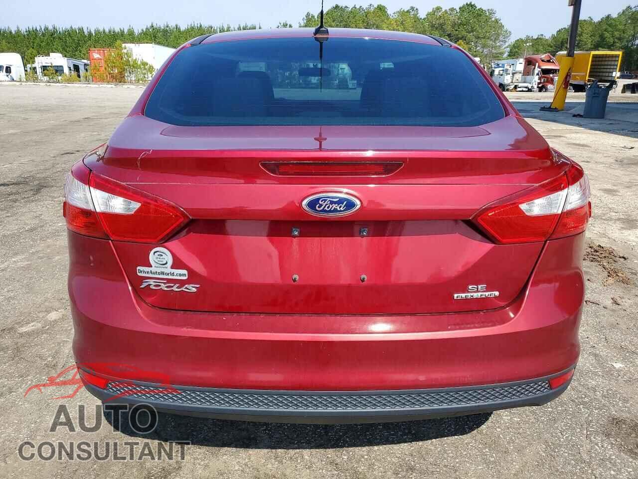 FORD FOCUS 2014 - 1FADP3F28EL286439
